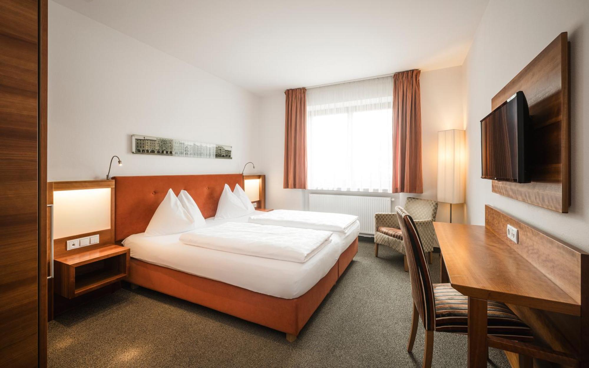Hotel Clara Vahrn Екстериор снимка