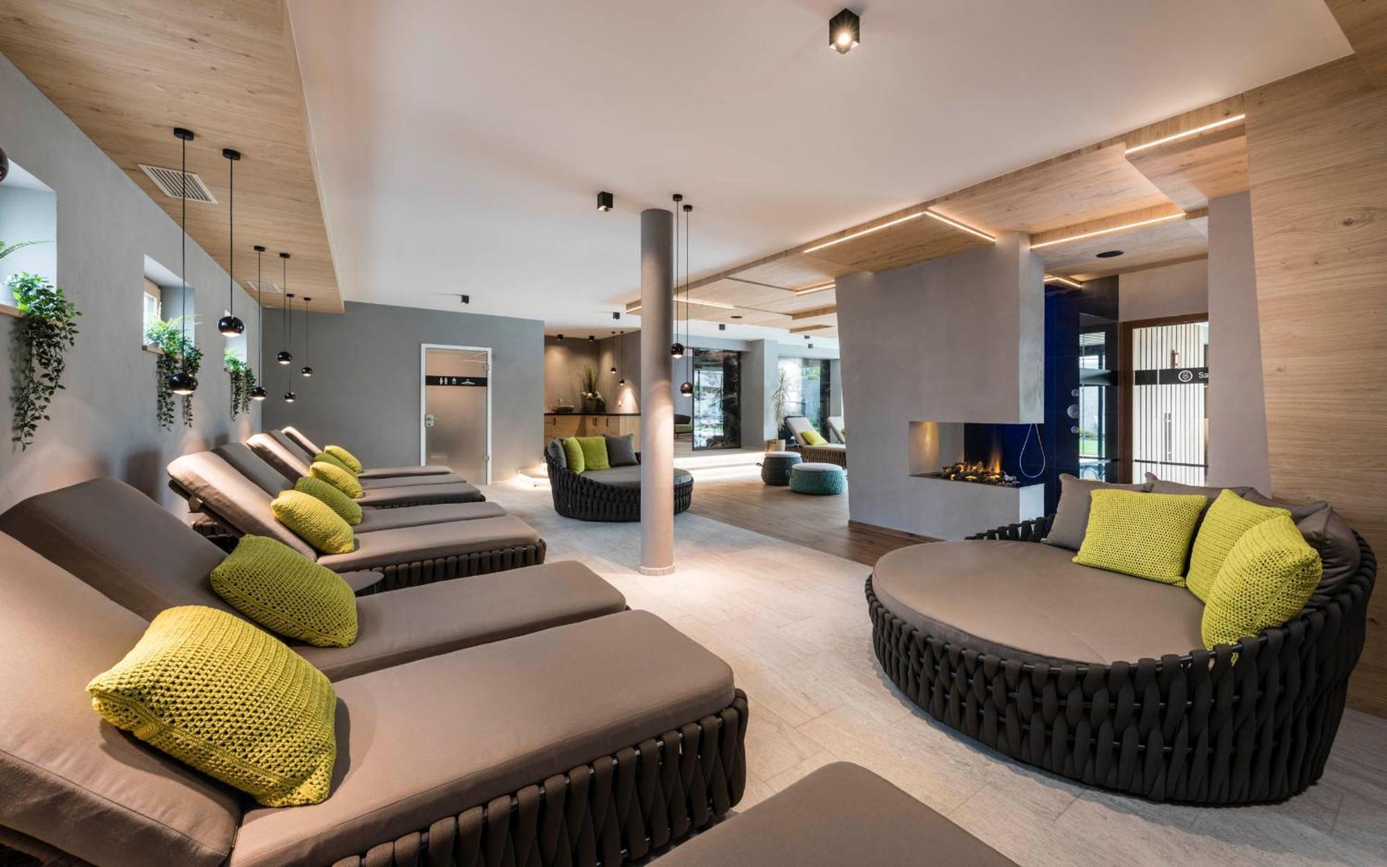Hotel Clara Vahrn Екстериор снимка